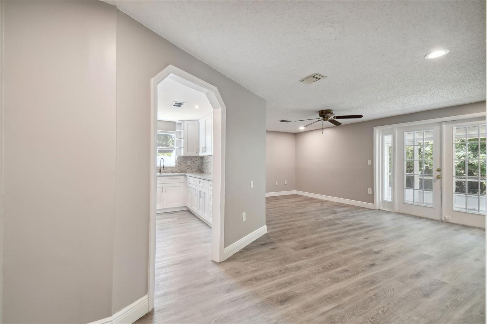 Image 20 of 52 For 7721 Heather Street