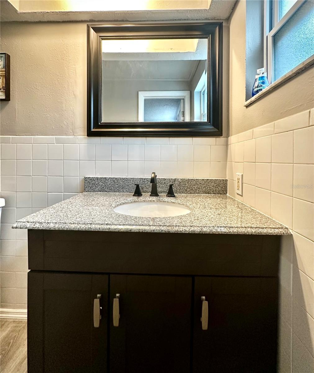 Image 28 of 52 For 7721 Heather Street