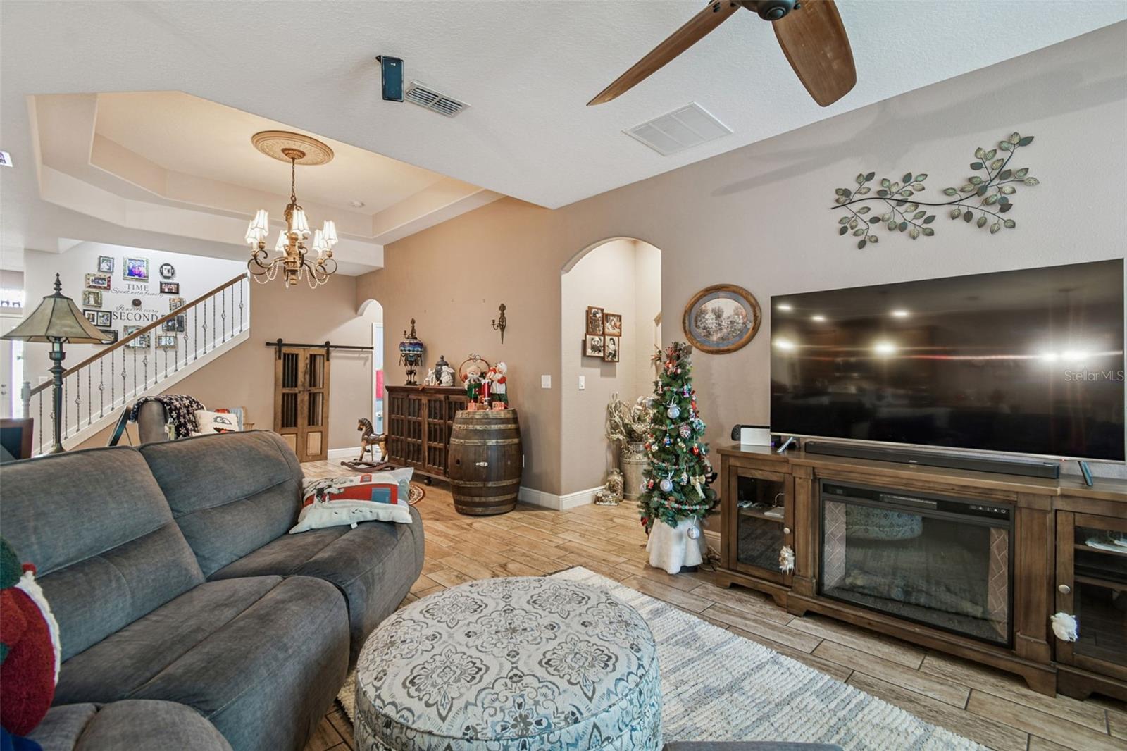 Image 14 of 69 For 2961 Calvano Drive
