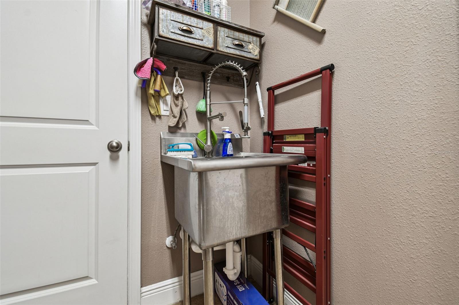 Image 25 of 69 For 2961 Calvano Drive