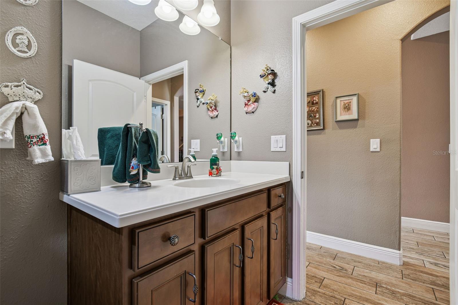 Image 31 of 69 For 2961 Calvano Drive