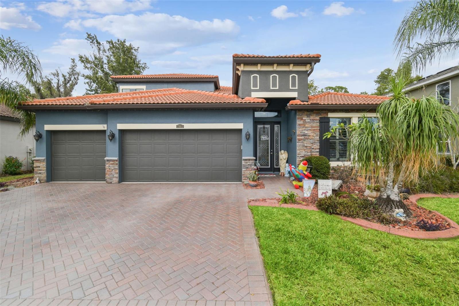 Image 4 of 69 For 2961 Calvano Drive