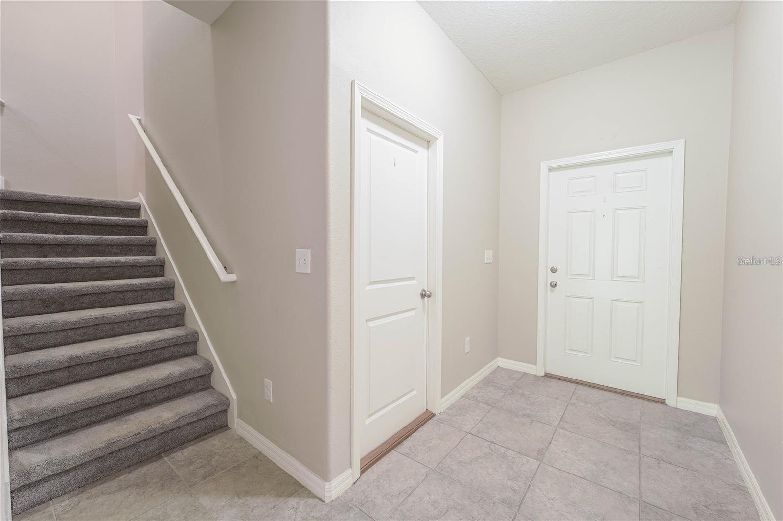 Image 12 of 37 For 10685 Lake Montauk Drive