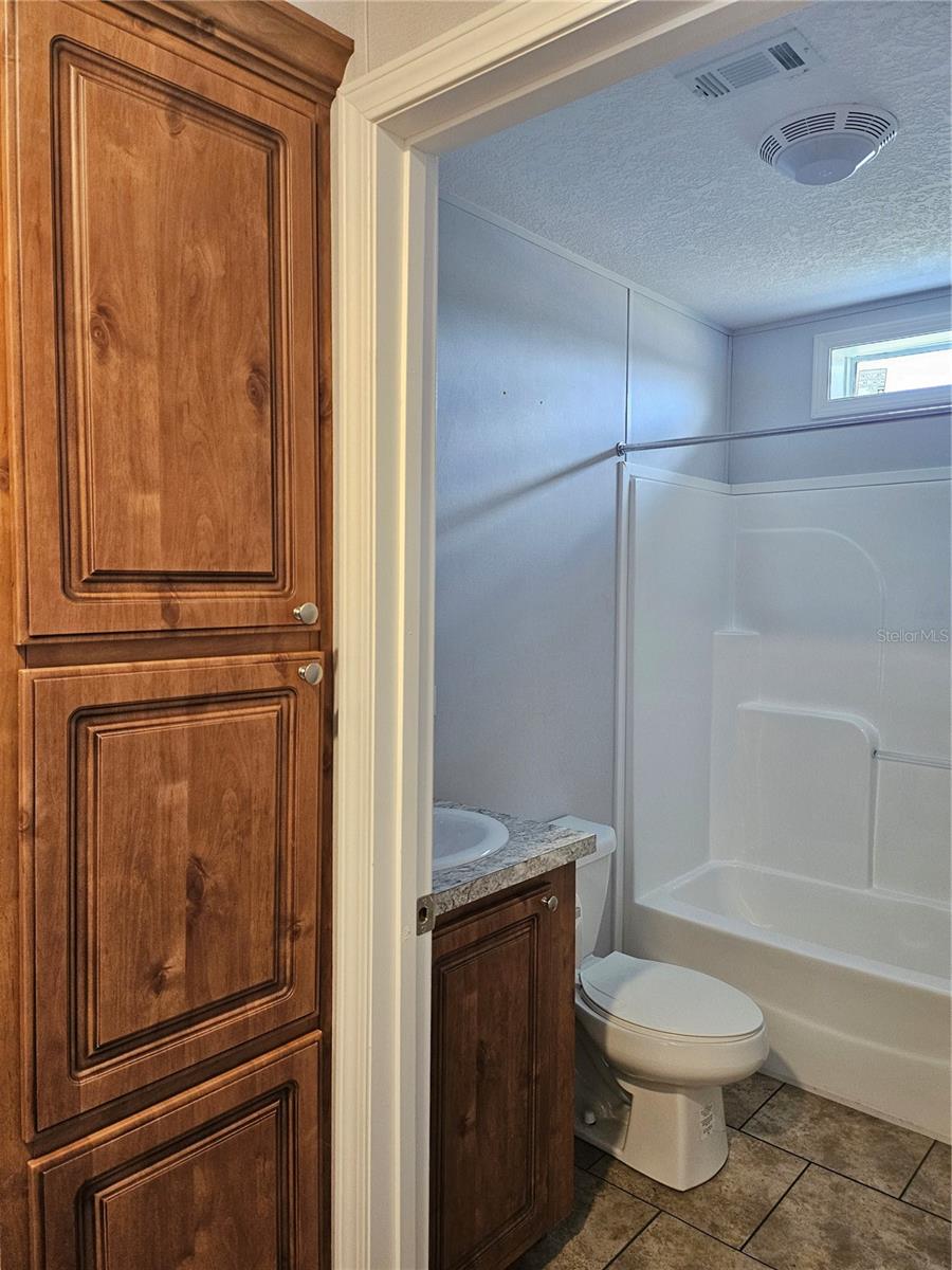 Image 20 of 22 For 5636 W.o. Griffin Road