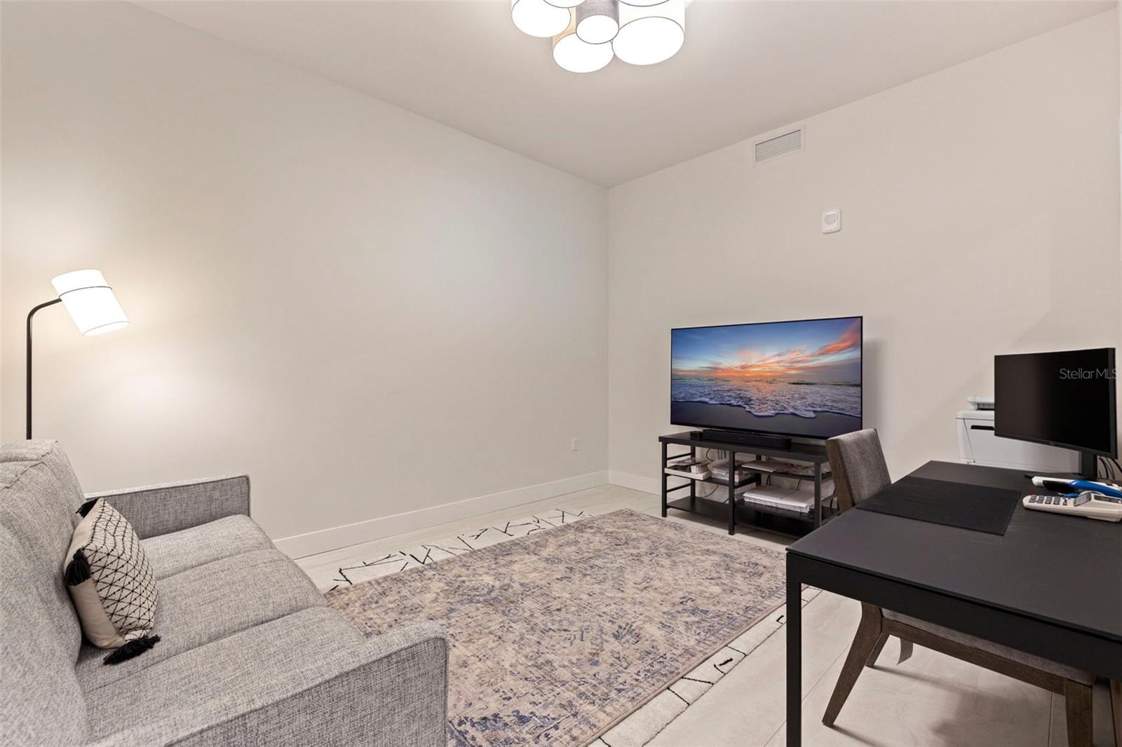 Image 27 of 57 For 301 1st Street S 2103