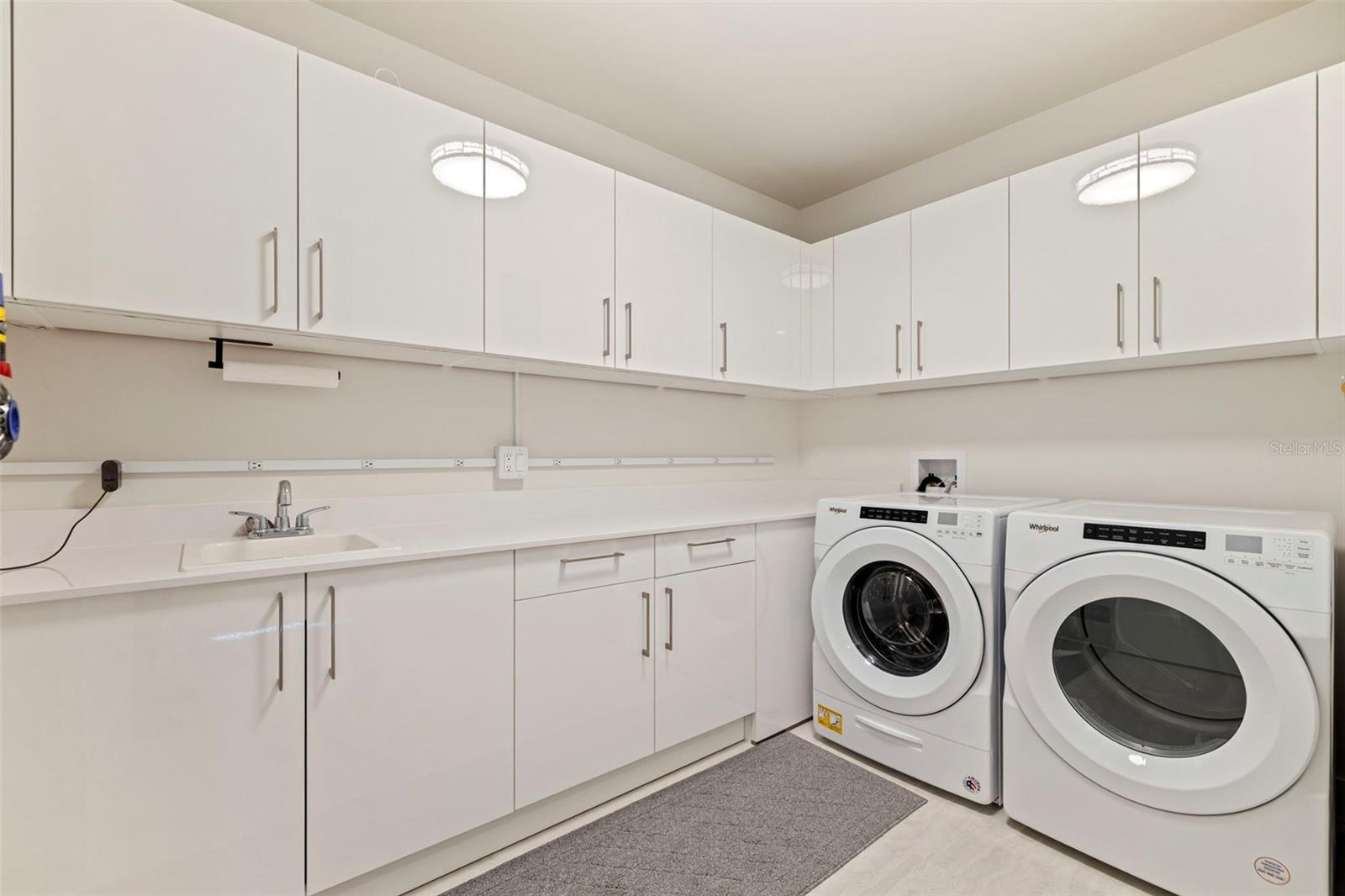 Image 29 of 57 For 301 1st Street S 2103