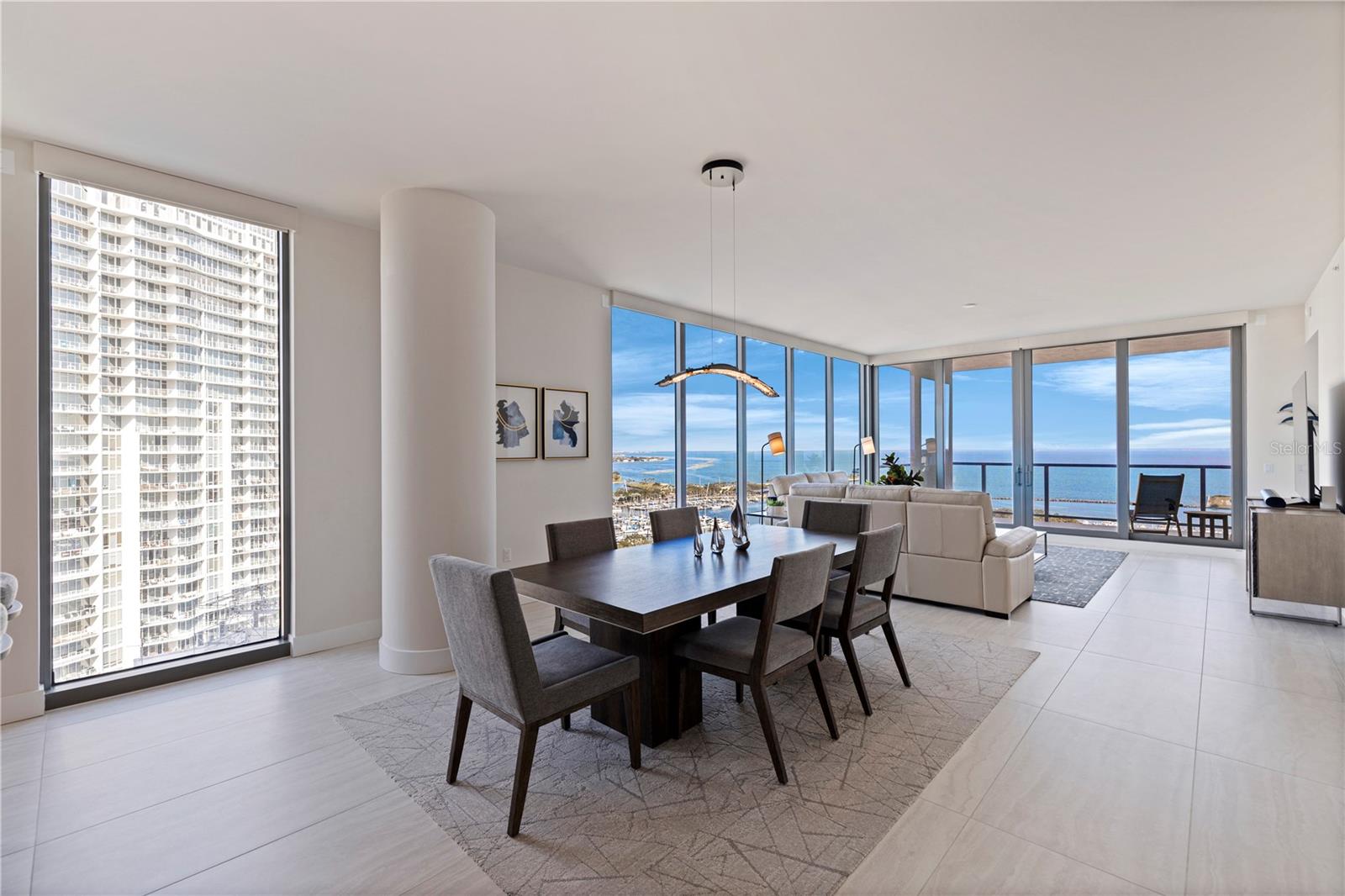 Image 3 of 57 For 301 1st Street S 2103