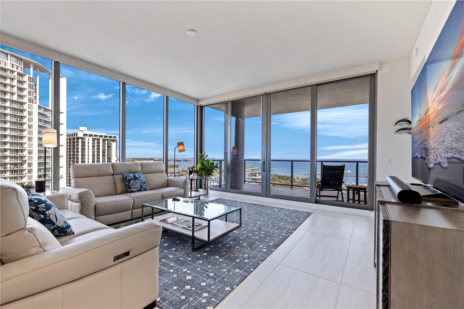 Image 4 of 57 For 301 1st Street S 2103