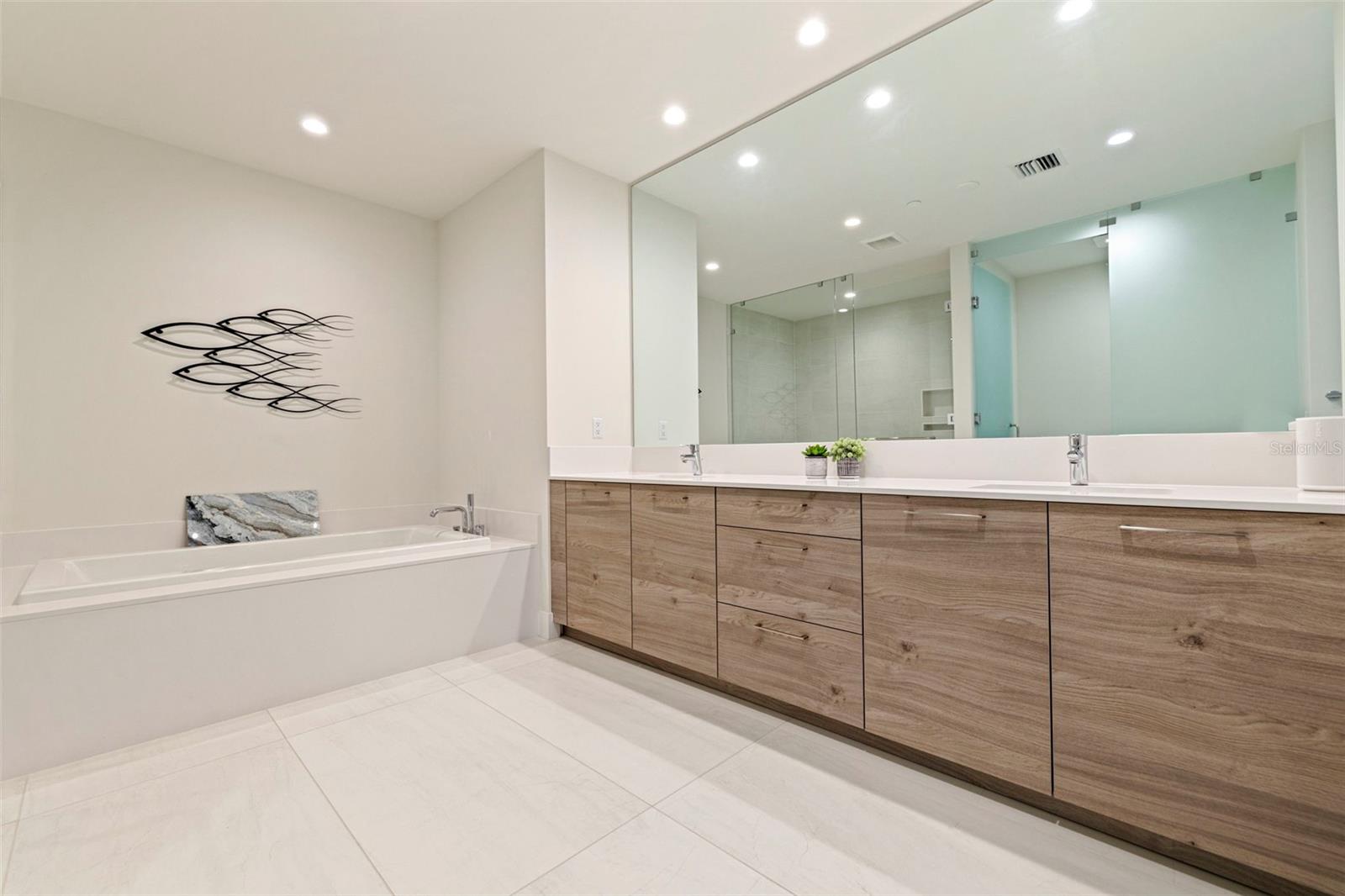 Image 9 of 57 For 301 1st Street S 2103