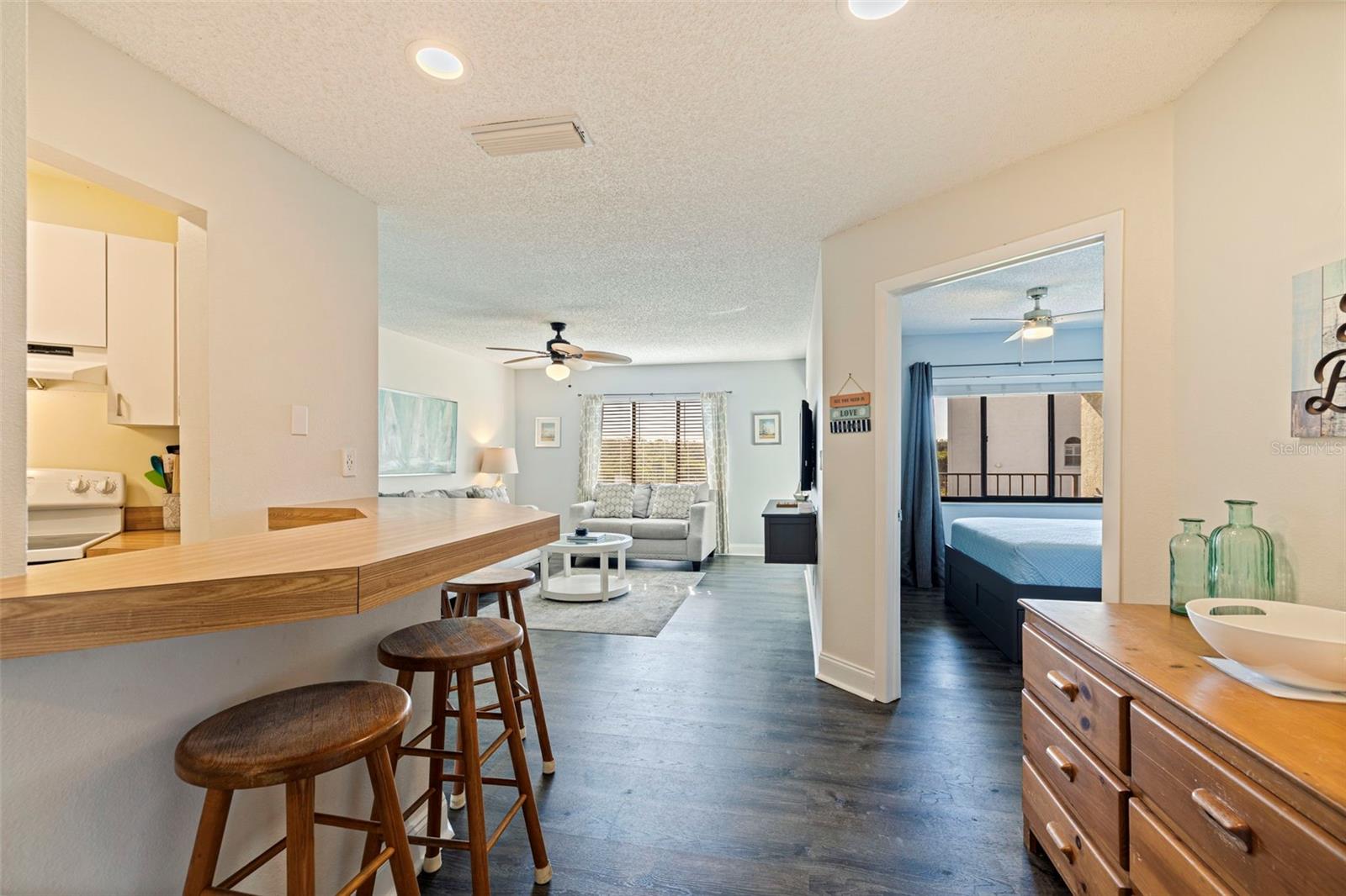 Image 11 of 40 For 1515 Pinellas Bayway S 14