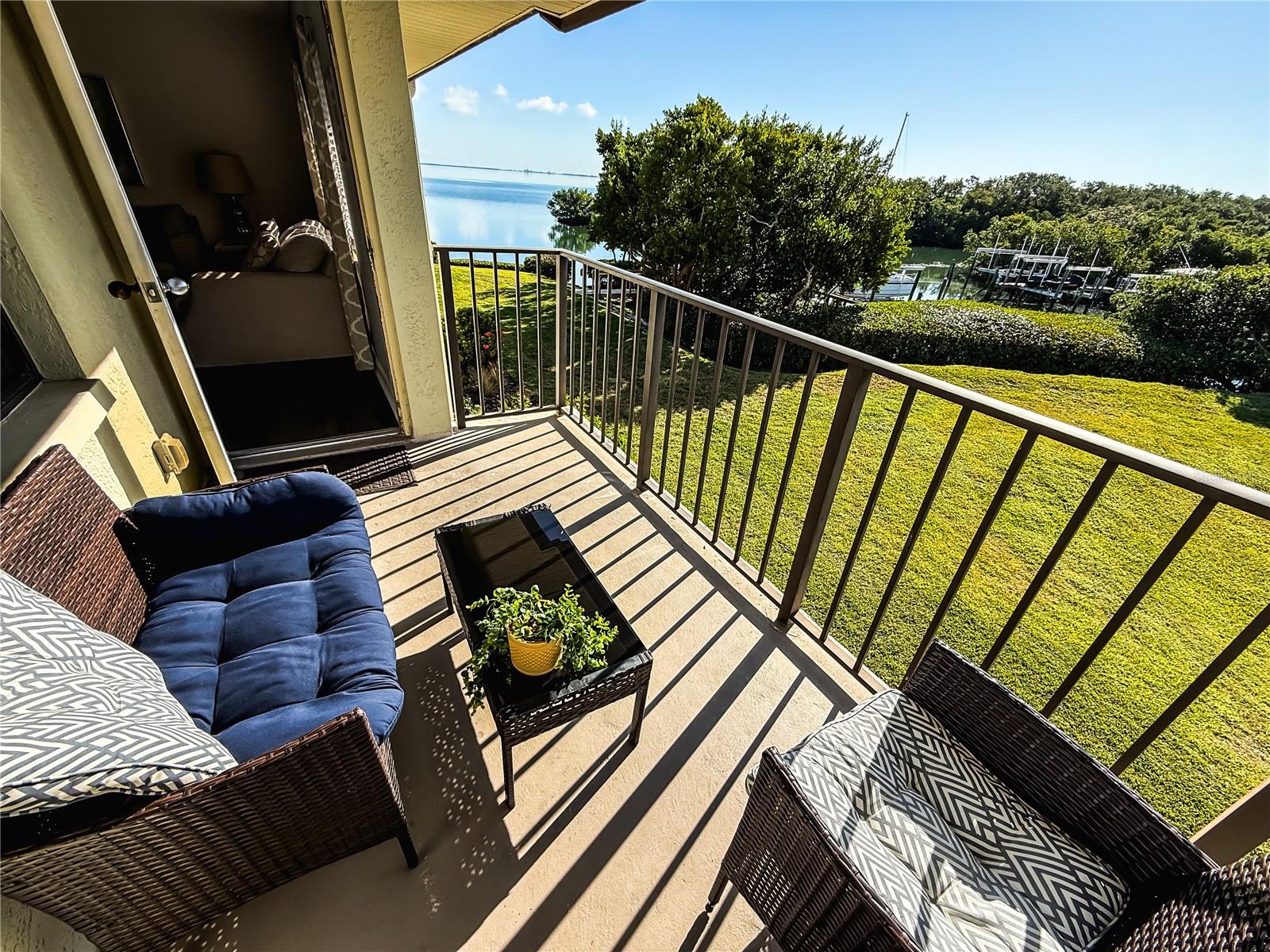 Image 15 of 40 For 1515 Pinellas Bayway S 14