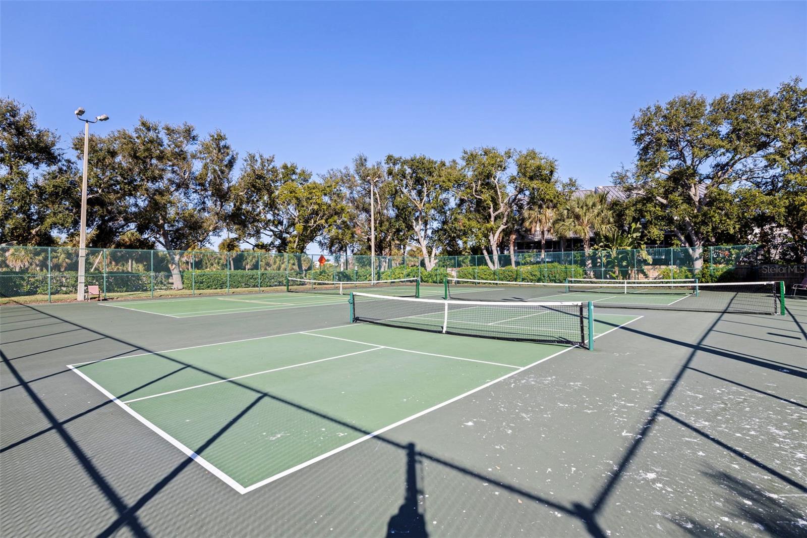 Image 36 of 40 For 1515 Pinellas Bayway S 14