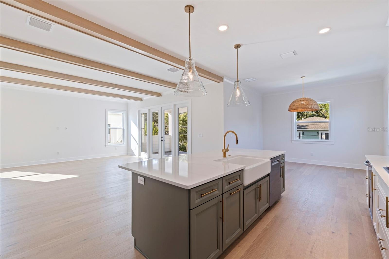 Image 13 of 44 For 1851 Mississippi Avenue Ne