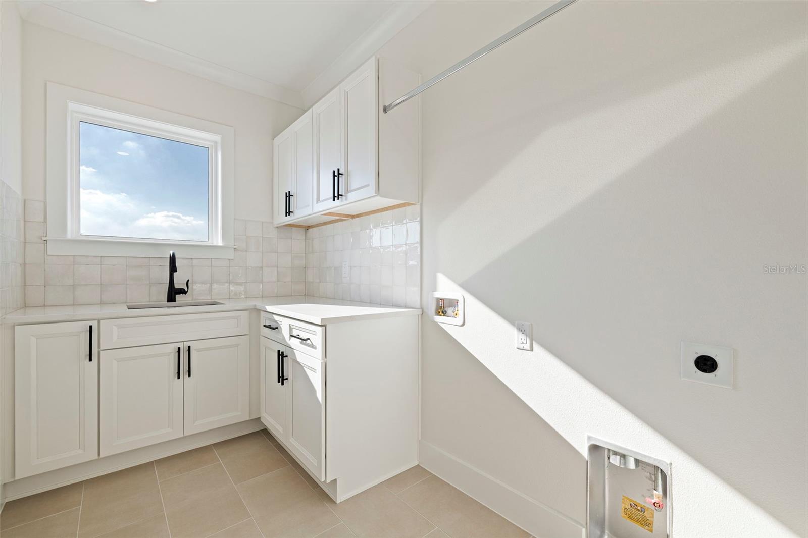 Image 30 of 44 For 1851 Mississippi Avenue Ne