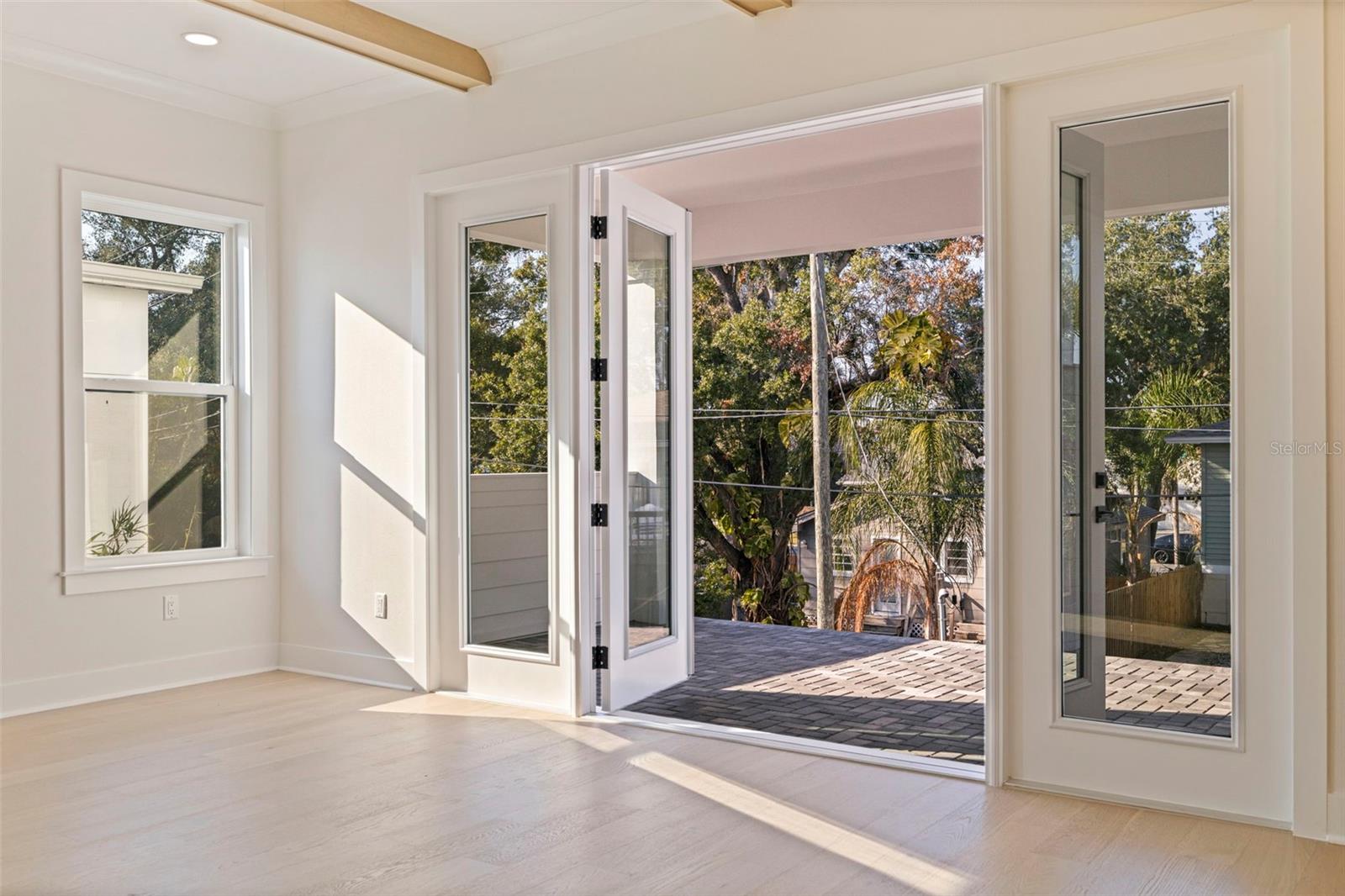 Image 7 of 44 For 1851 Mississippi Avenue Ne