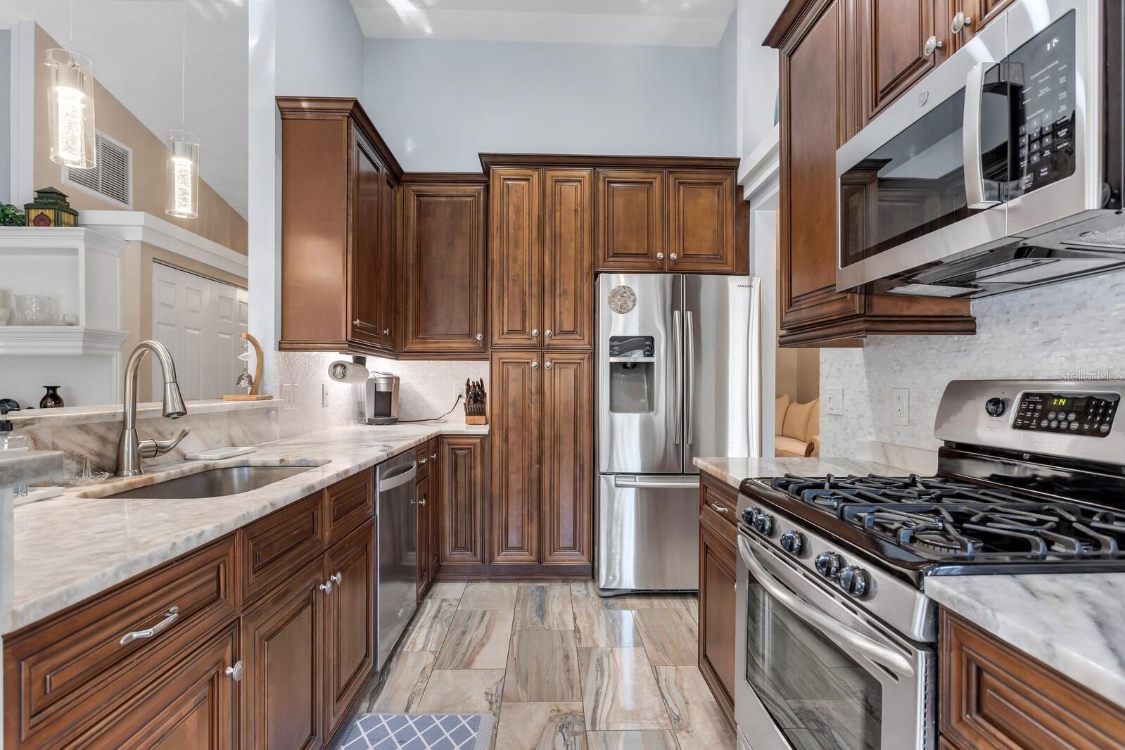 Image 15 of 46 For 3588 Rolling Trail