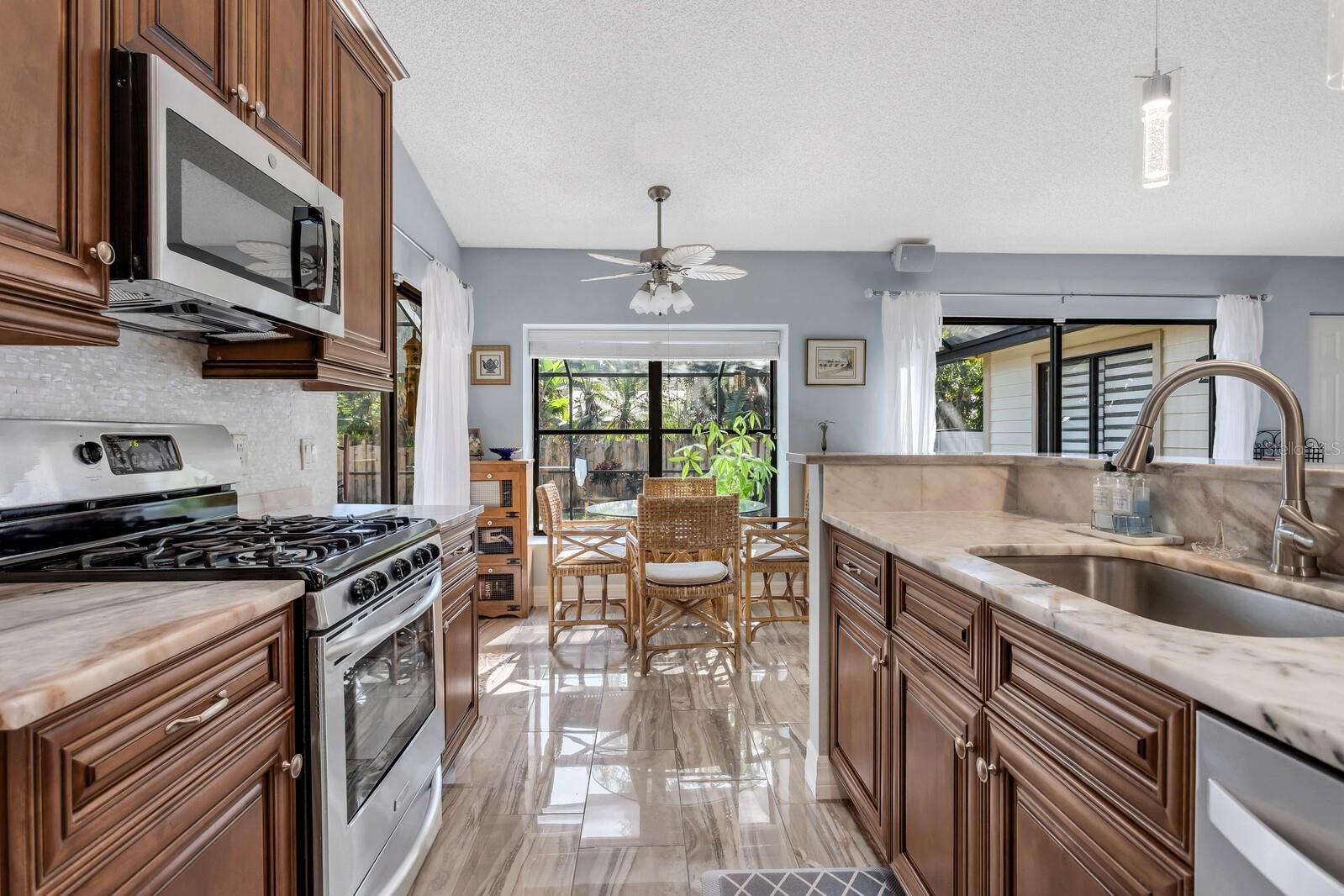 Image 16 of 46 For 3588 Rolling Trail