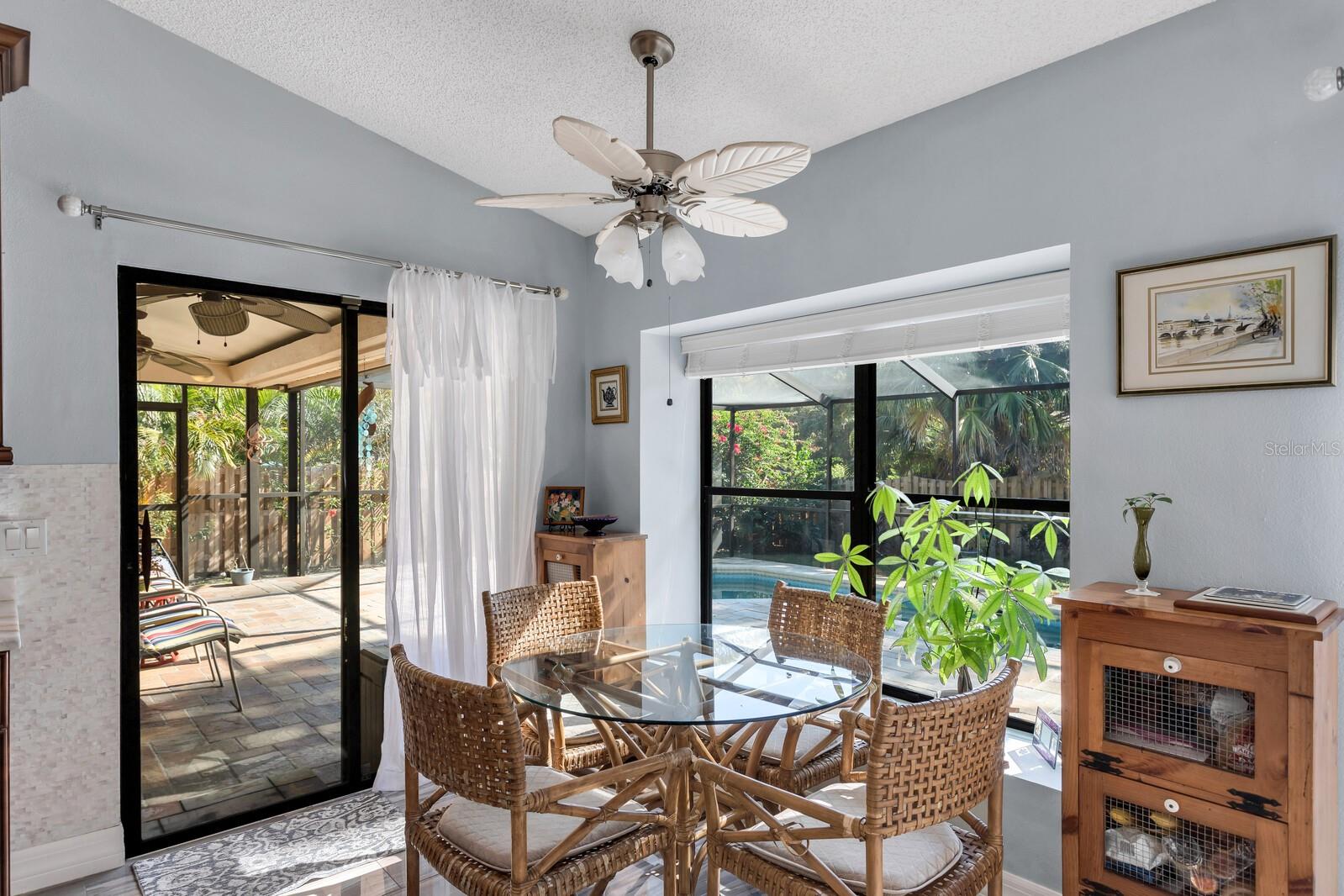 Image 17 of 46 For 3588 Rolling Trail