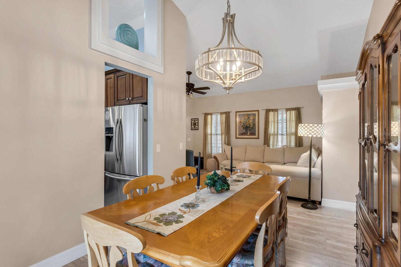 Image 24 of 46 For 3588 Rolling Trail