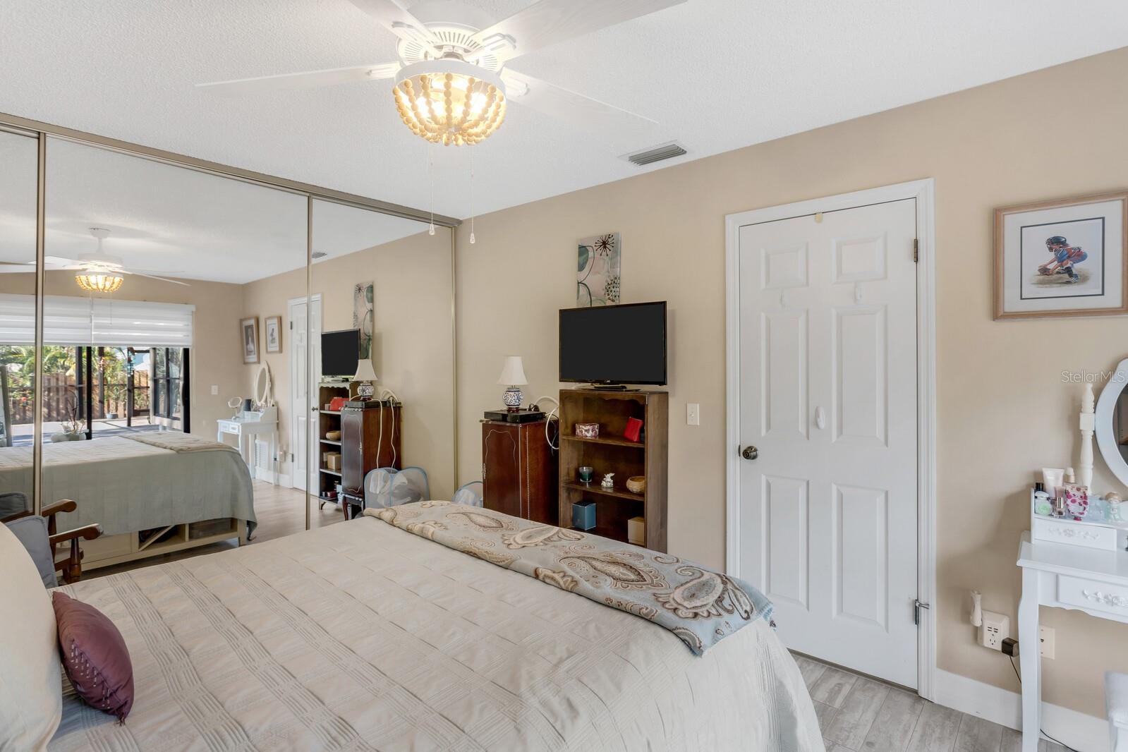 Image 31 of 46 For 3588 Rolling Trail