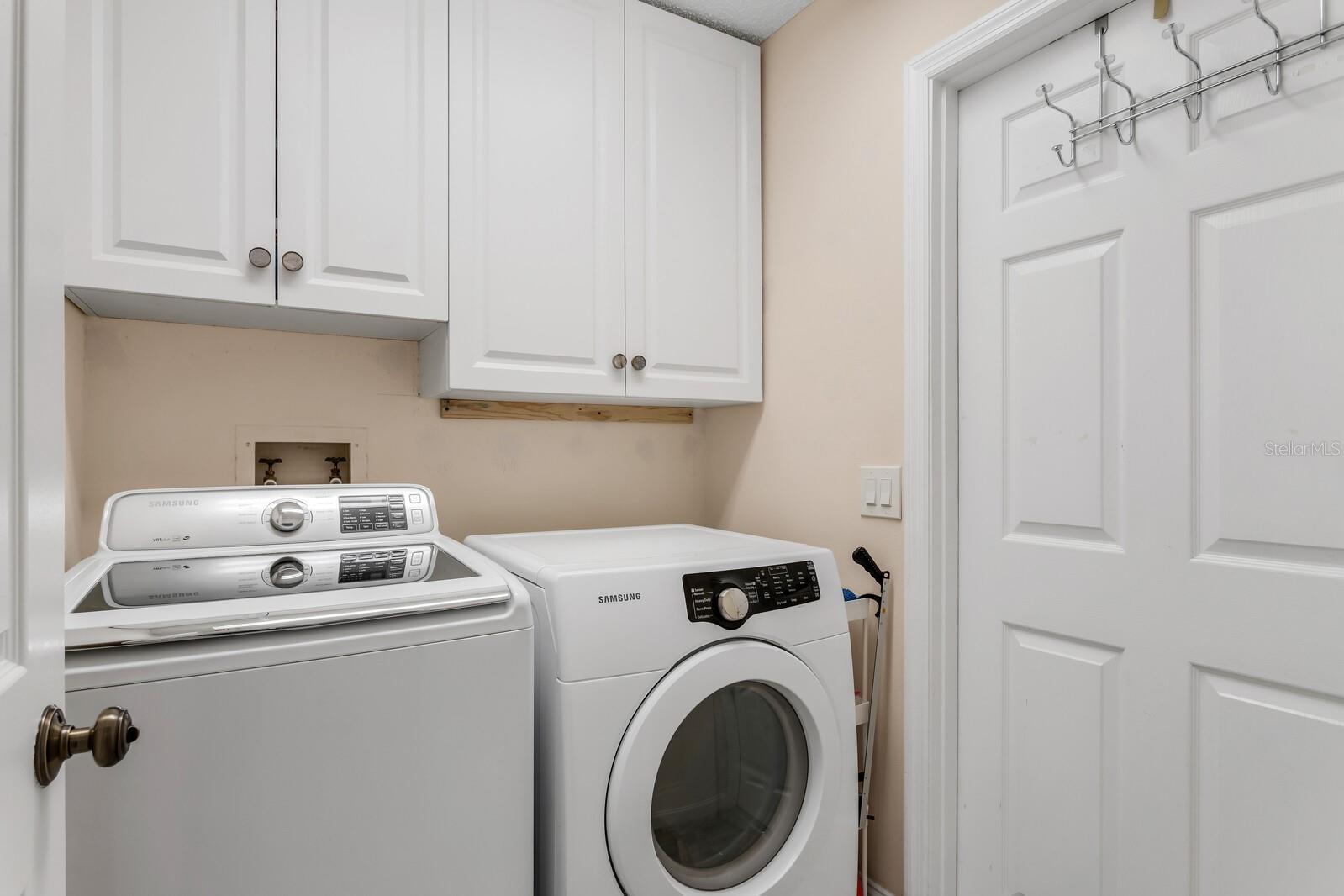 Image 34 of 46 For 3588 Rolling Trail