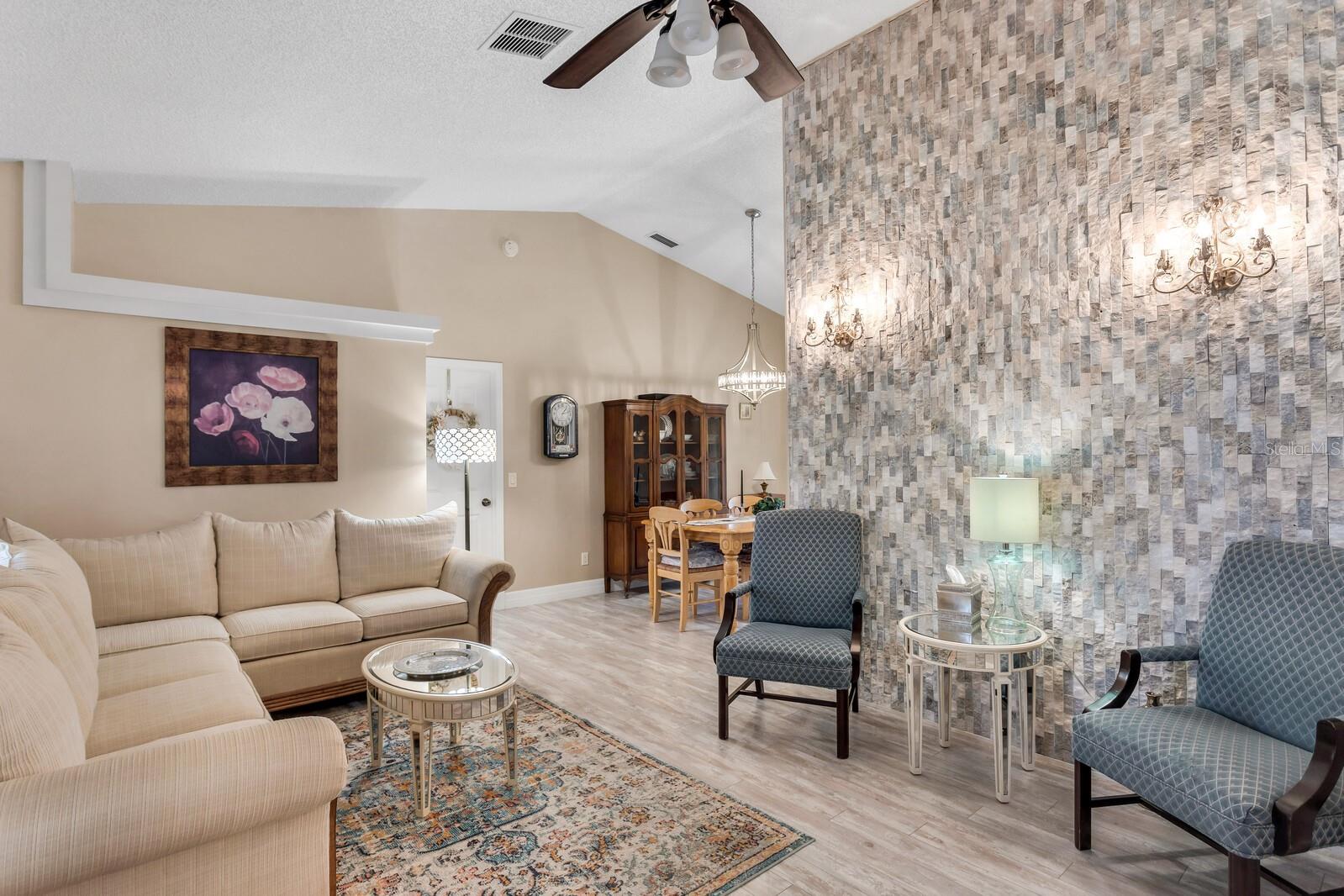 Image 9 of 46 For 3588 Rolling Trail