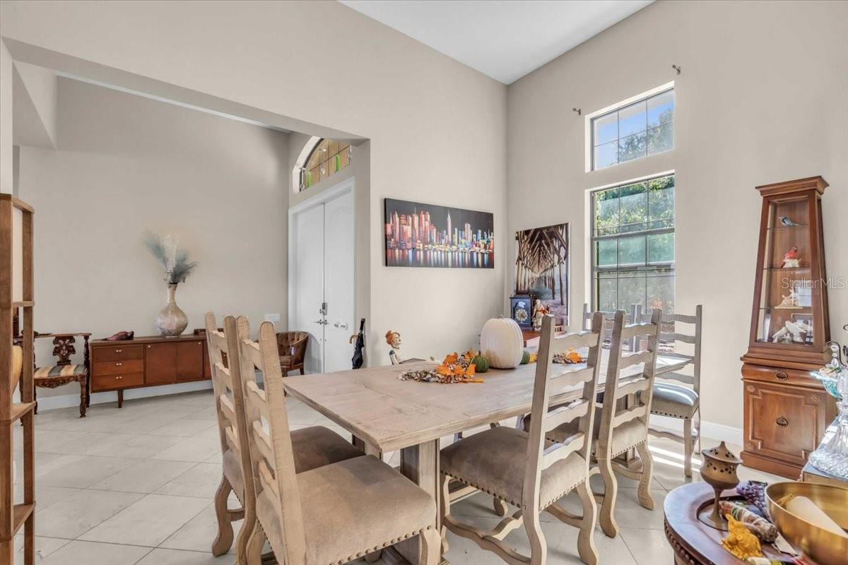 Image 10 of 27 For 9505 Aqua Lane