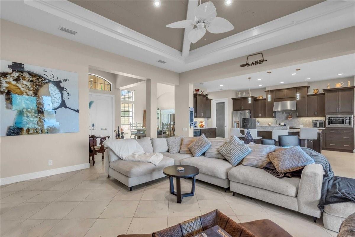 Image 12 of 27 For 9505 Aqua Lane