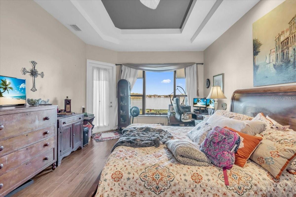 Image 15 of 27 For 9505 Aqua Lane