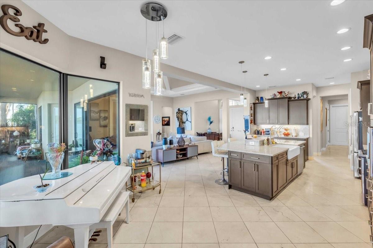 Image 9 of 27 For 9505 Aqua Lane