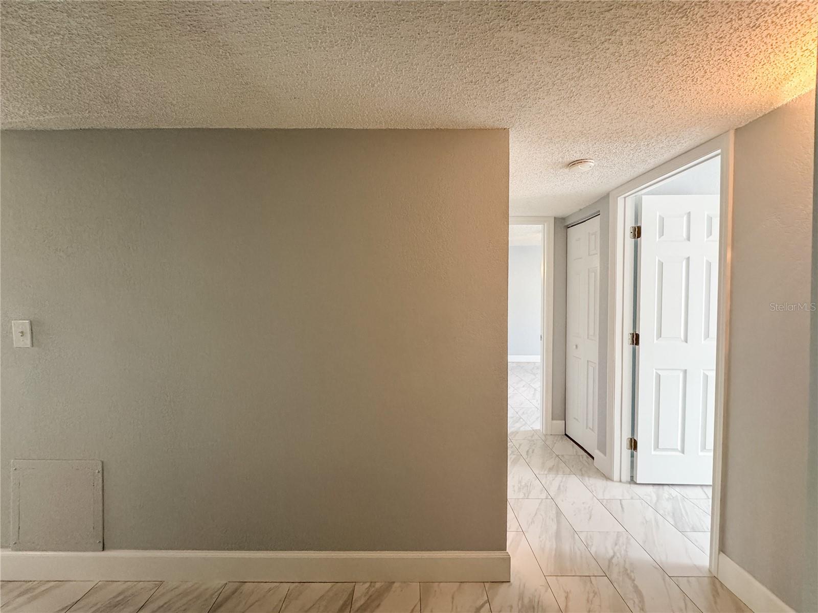 Image 4 of 24 For 723 115th Avenue N 2103