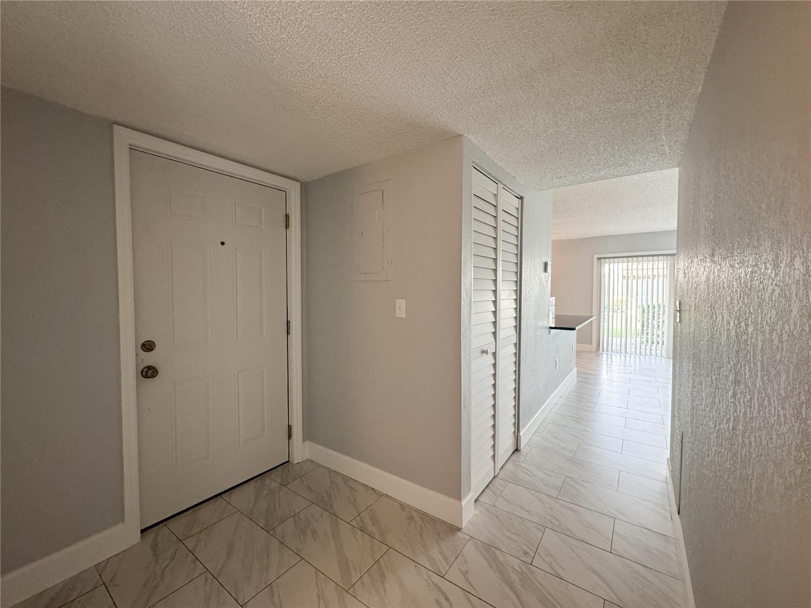 Image 5 of 24 For 723 115th Avenue N 2103