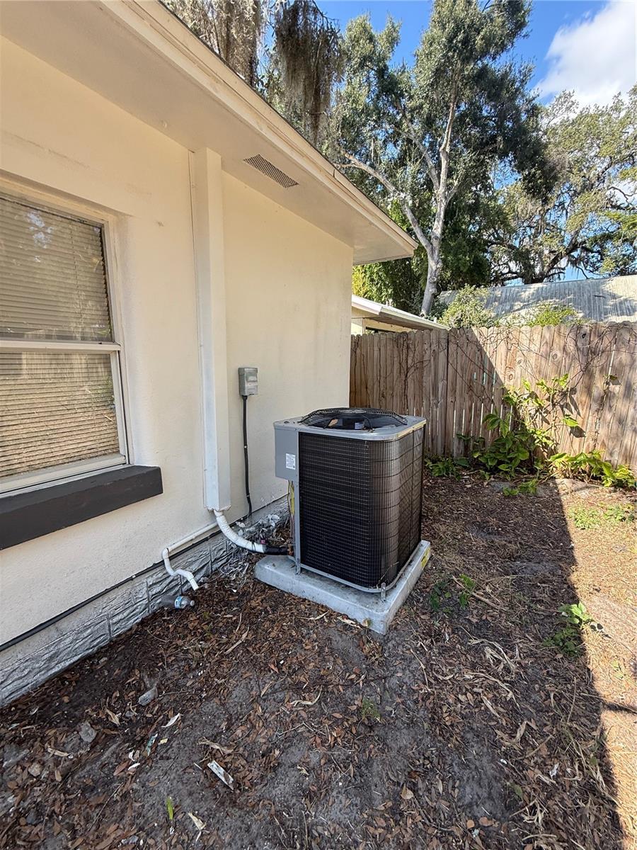 Image 18 of 24 For 5042 5th Street