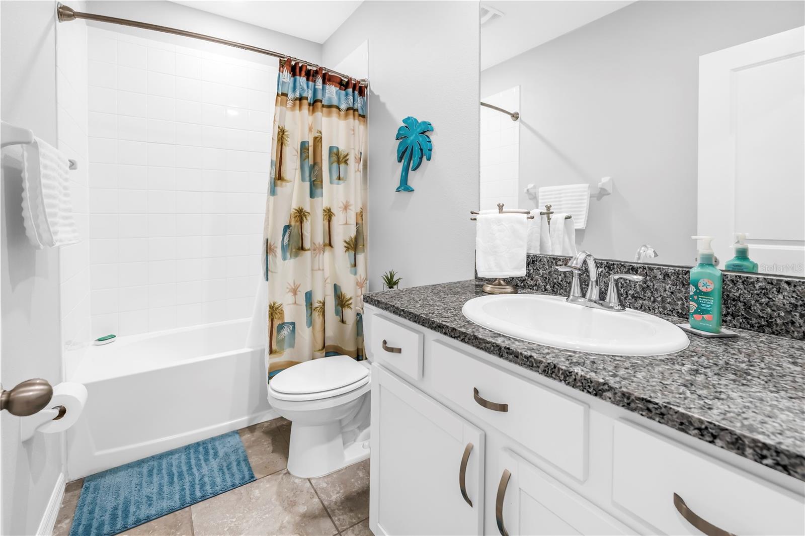 Image 32 of 56 For 8637 Daydream Street