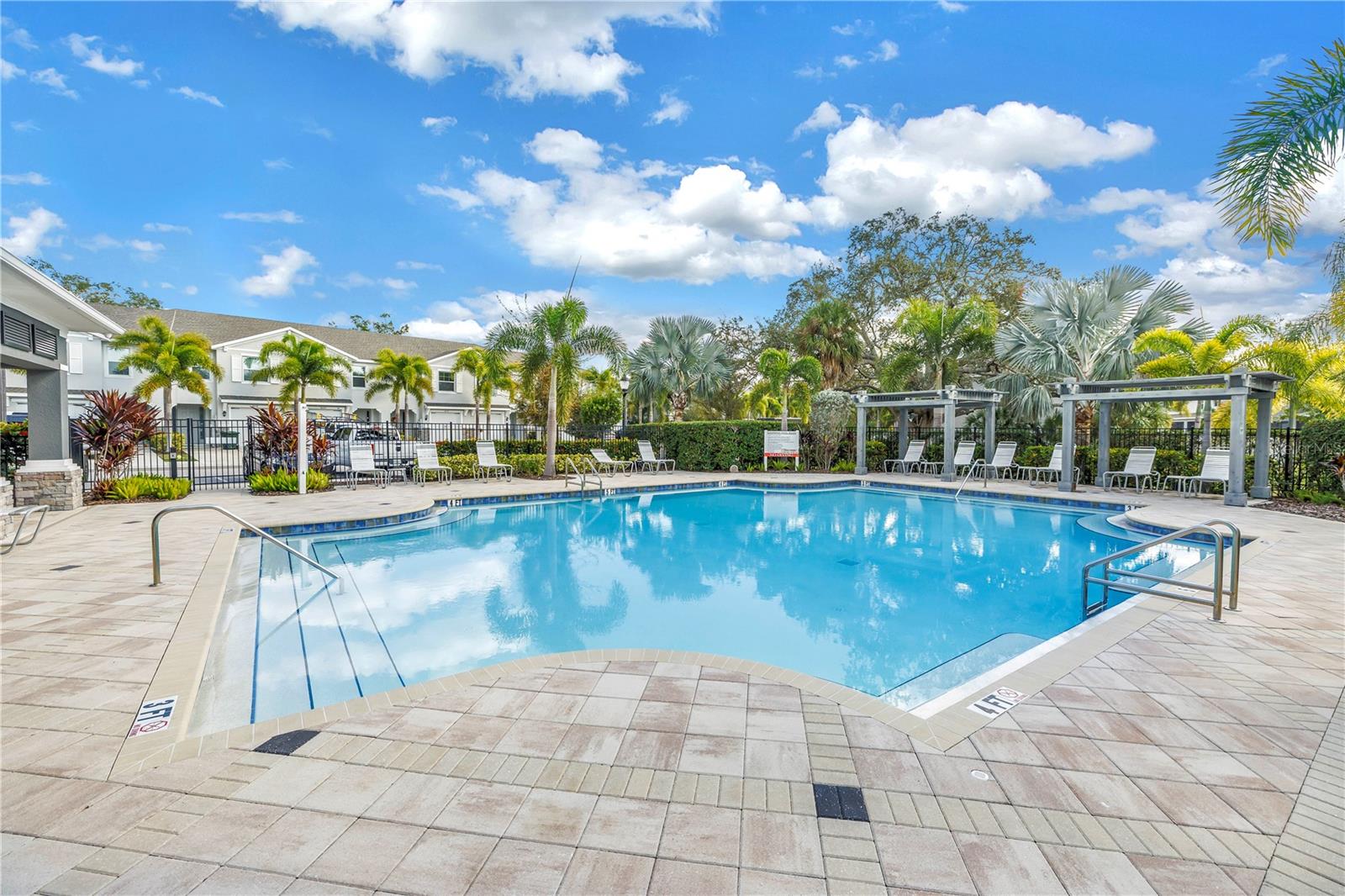 Image 45 of 56 For 8637 Daydream Street