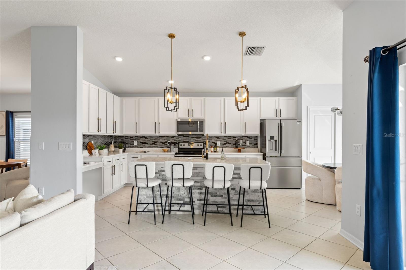 Image 11 of 54 For 6322 Sparkling Way