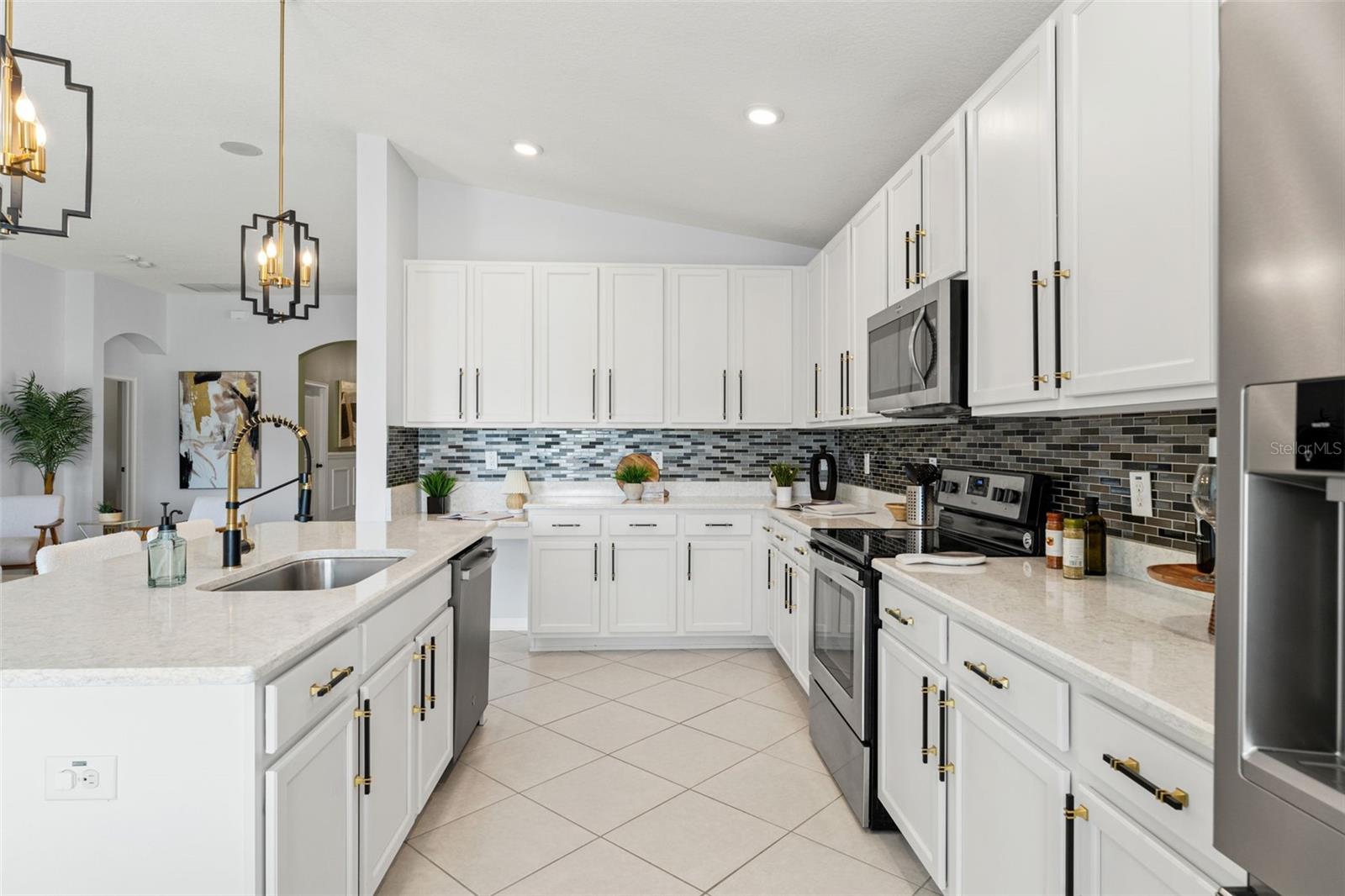 Image 12 of 54 For 6322 Sparkling Way