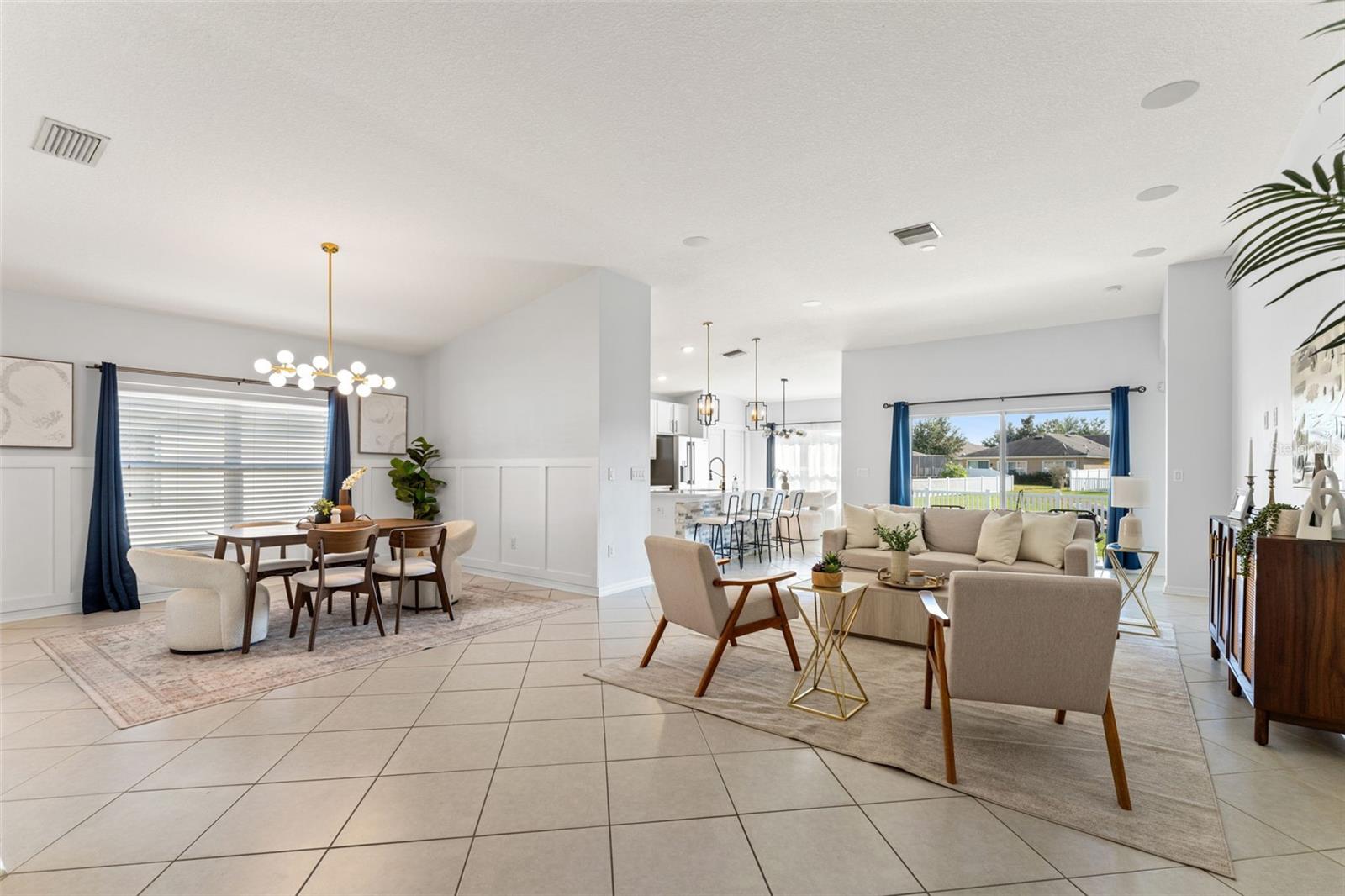 Image 19 of 54 For 6322 Sparkling Way