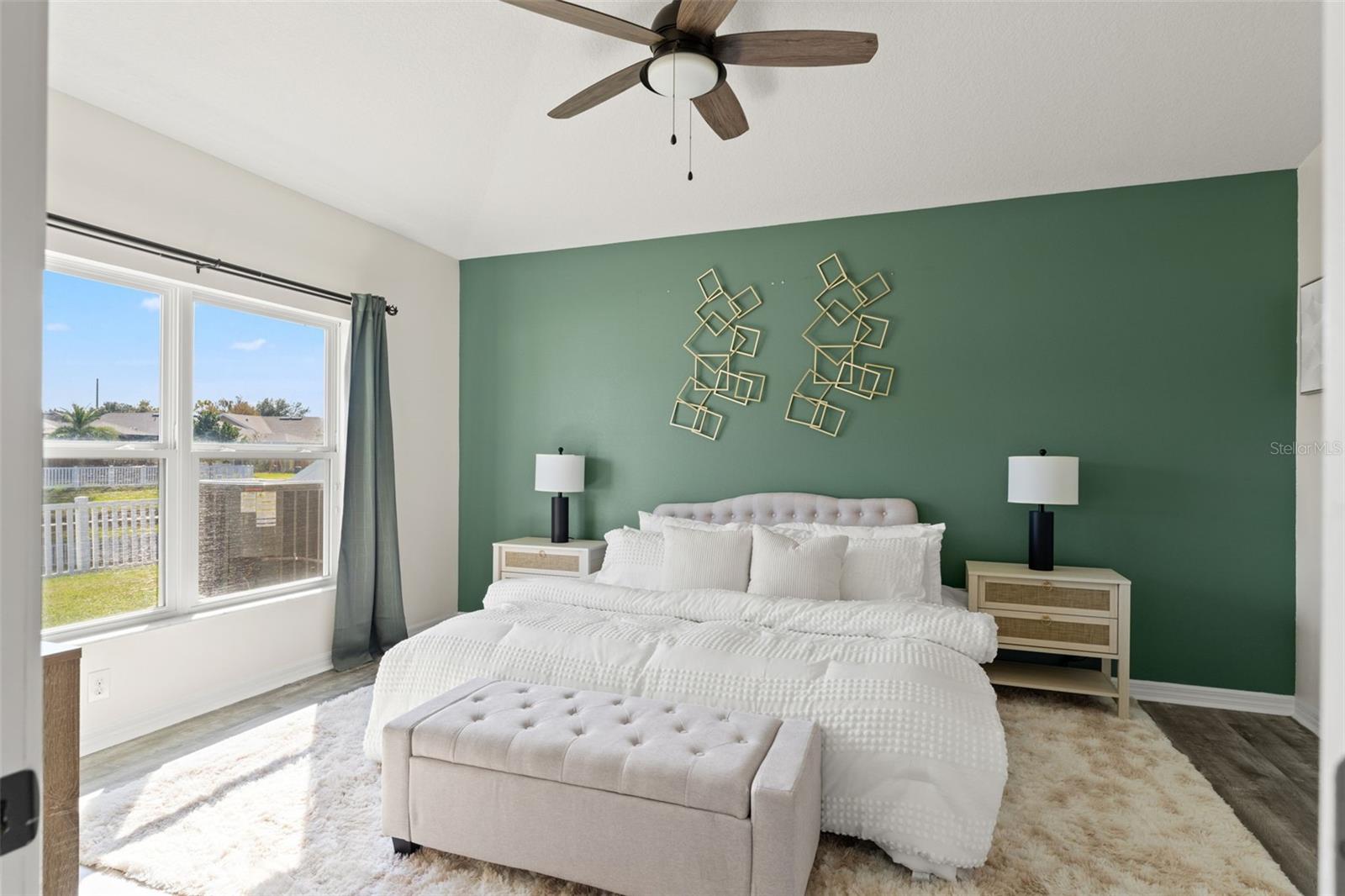 Image 26 of 54 For 6322 Sparkling Way