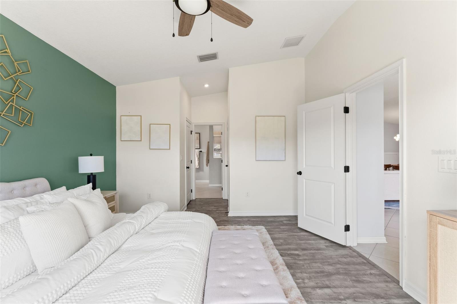 Image 28 of 54 For 6322 Sparkling Way