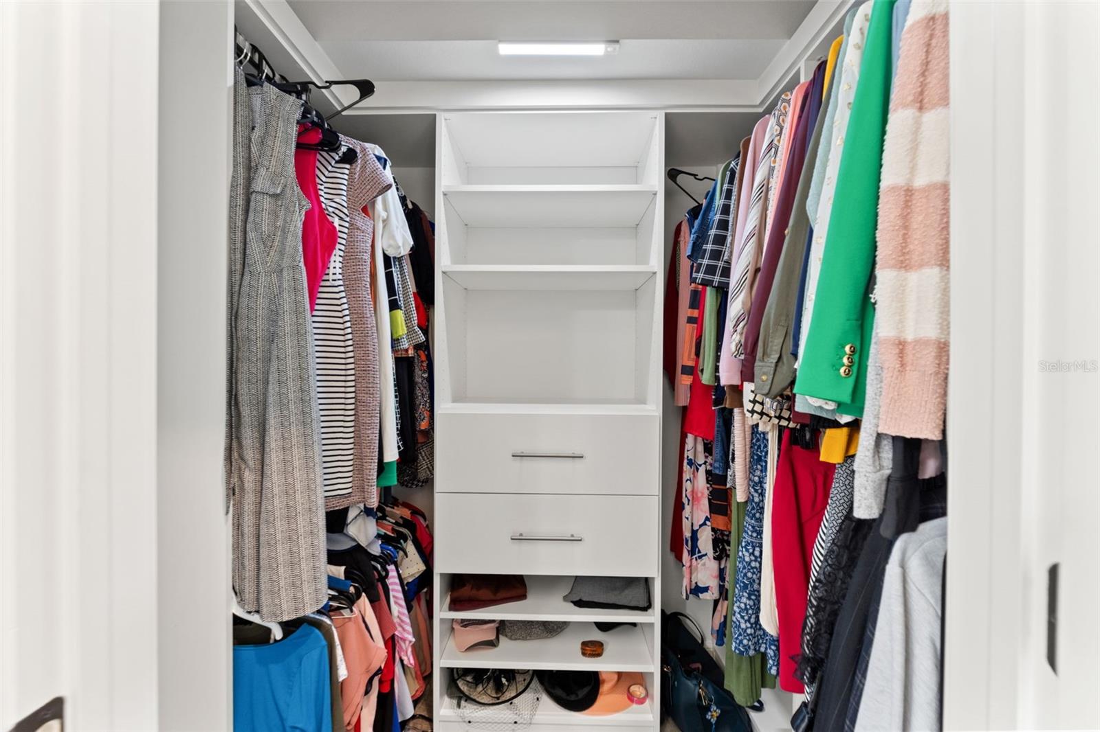 Image 30 of 54 For 6322 Sparkling Way