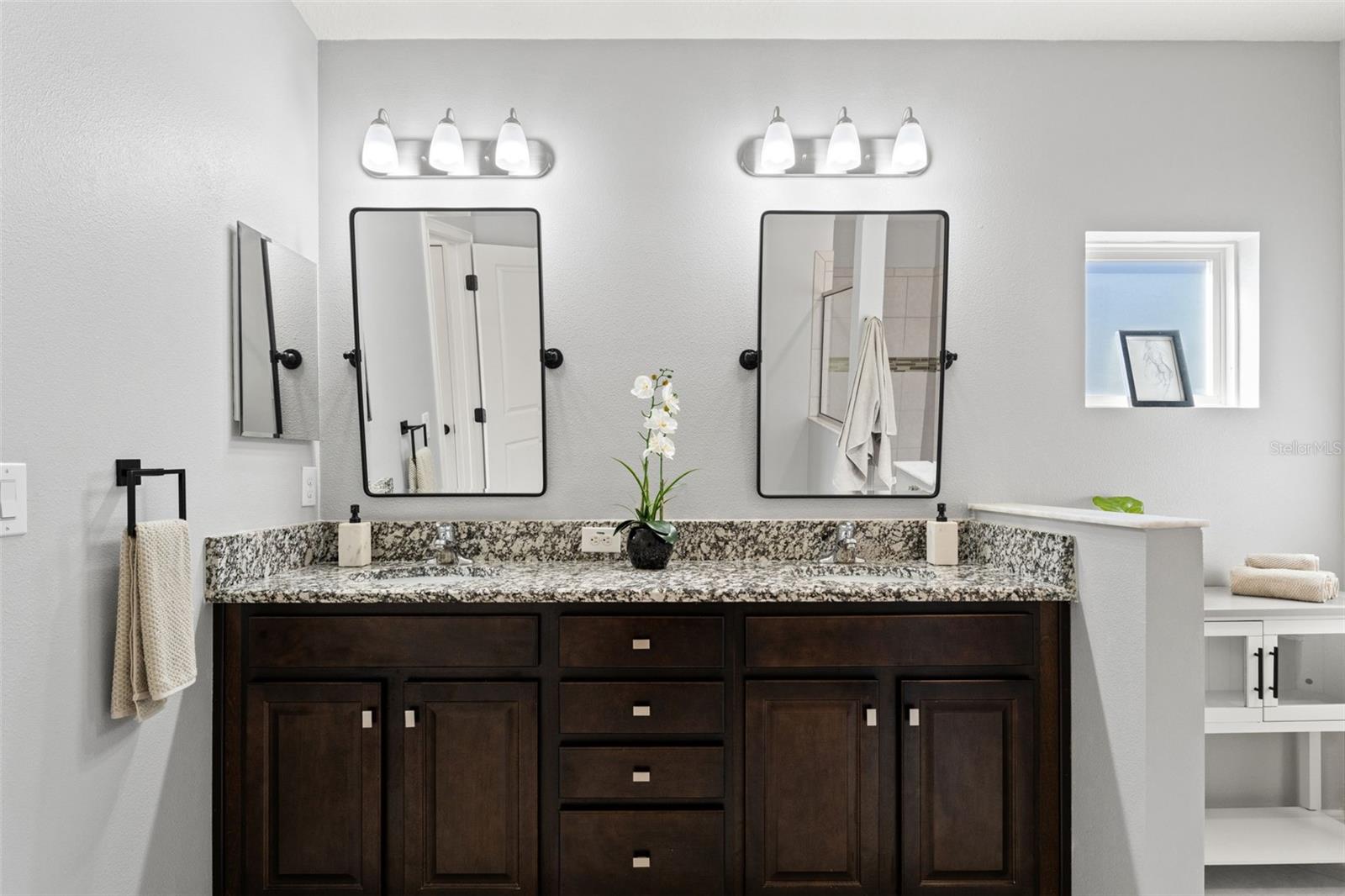 Image 33 of 54 For 6322 Sparkling Way