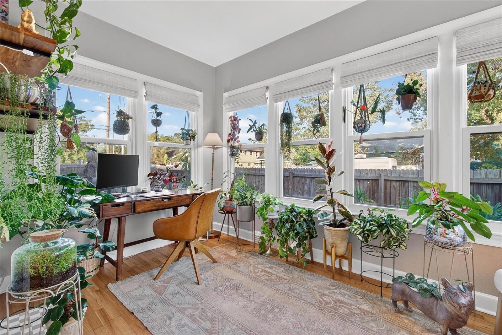 Image 14 of 47 For 2101 Burlington Avenue N