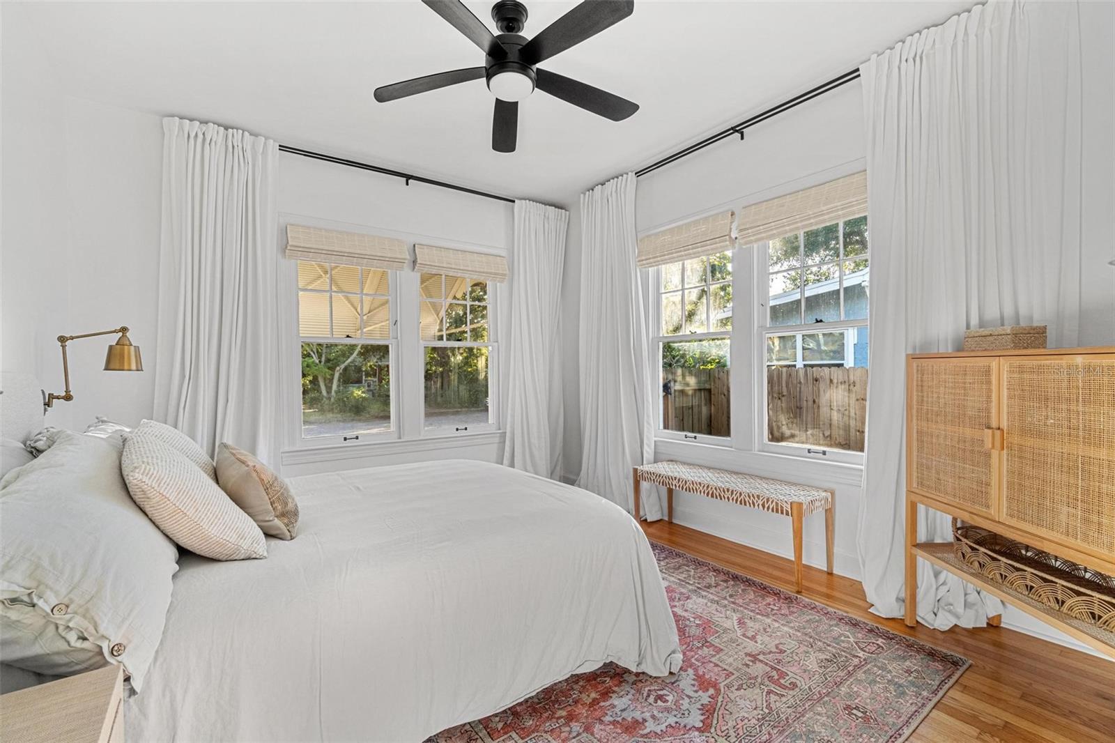 Image 35 of 47 For 2101 Burlington Avenue N