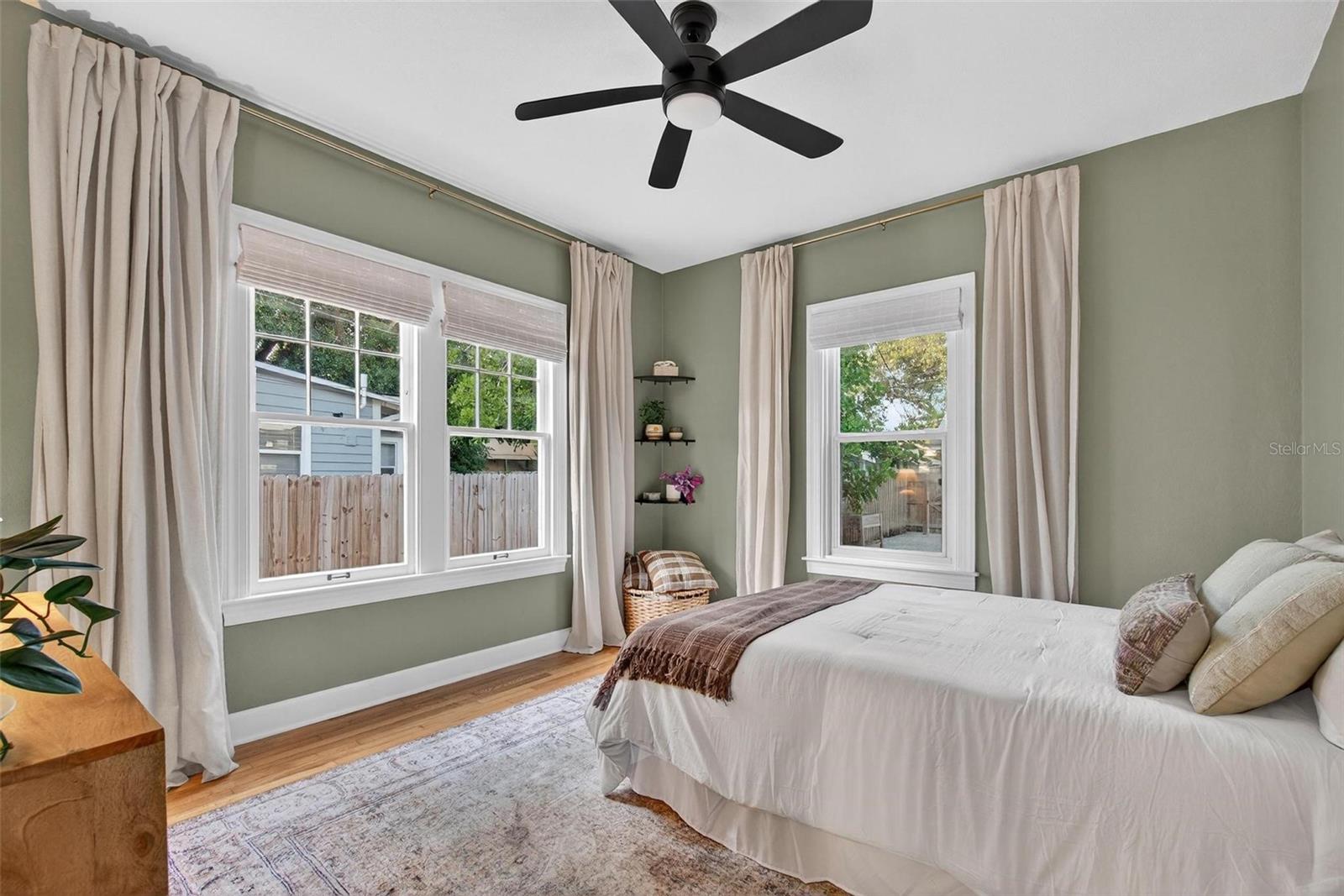 Image 36 of 47 For 2101 Burlington Avenue N