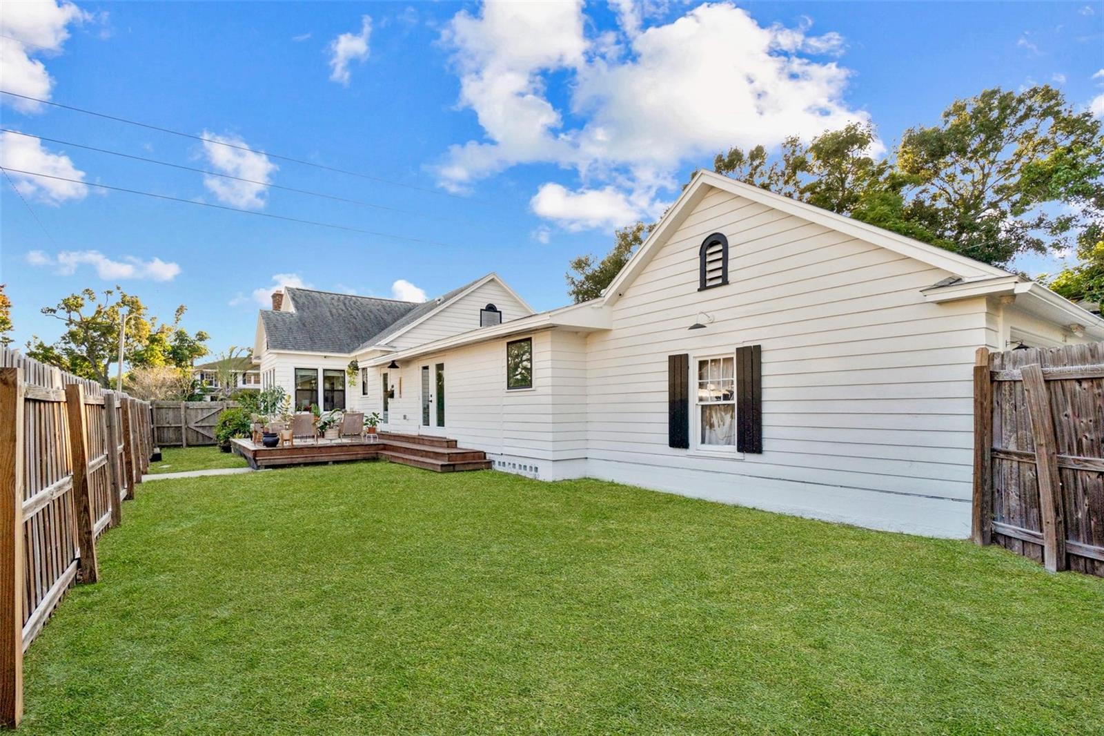 Image 43 of 47 For 2101 Burlington Avenue N