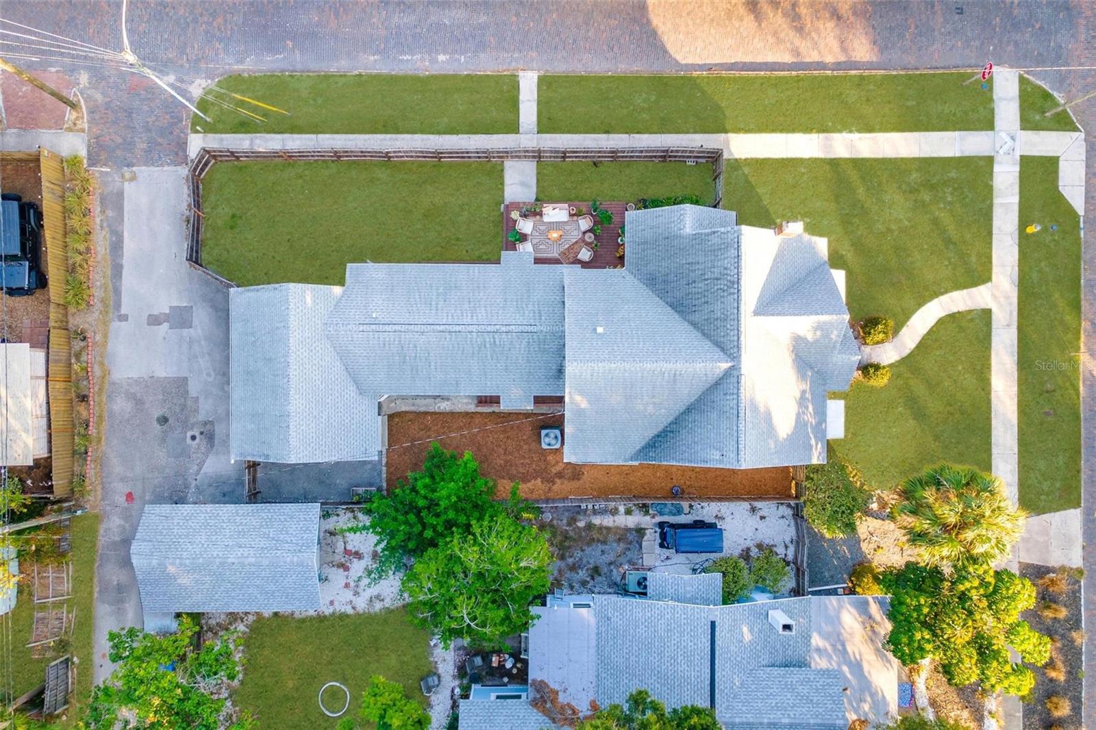 Image 45 of 47 For 2101 Burlington Avenue N