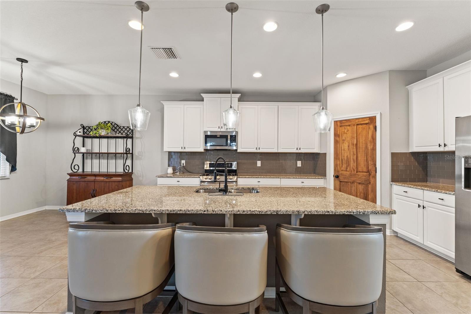 Image 19 of 81 For 7667 Sweeter Tide Trail