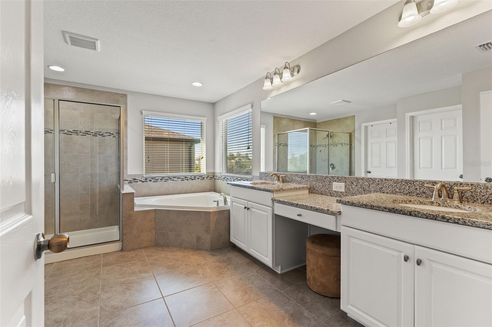 Image 43 of 81 For 7667 Sweeter Tide Trail