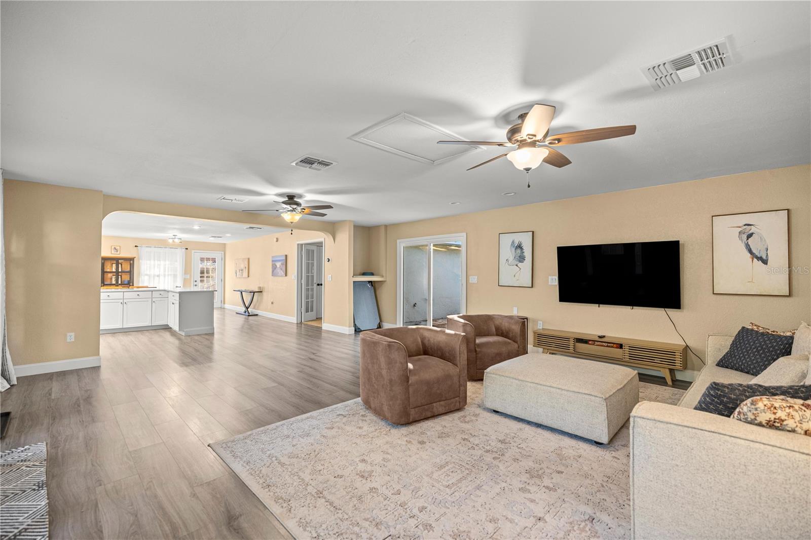 Image 17 of 42 For 1408 42nd Avenue